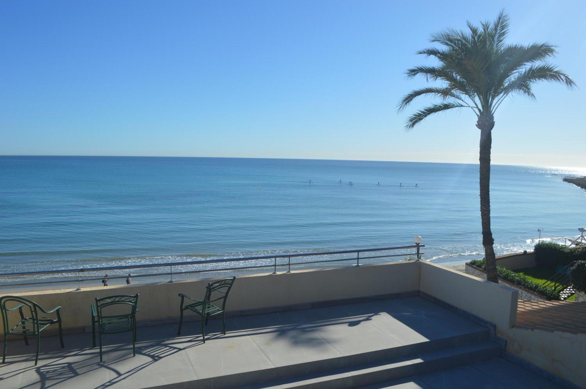 Espectacular Apartamento A Pie De Playa En Chalet Roquetes 阿利坎特 外观 照片