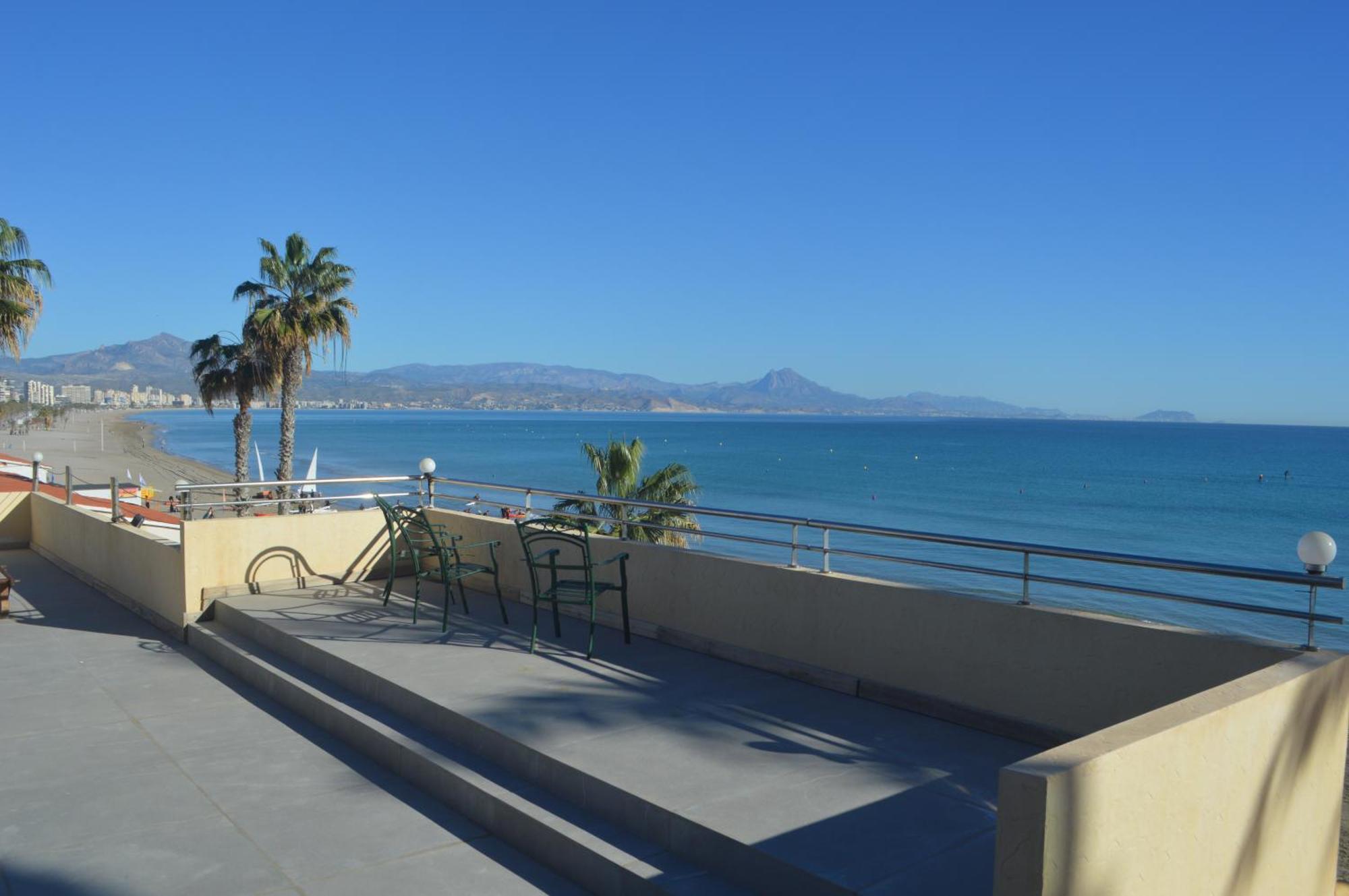 Espectacular Apartamento A Pie De Playa En Chalet Roquetes 阿利坎特 外观 照片