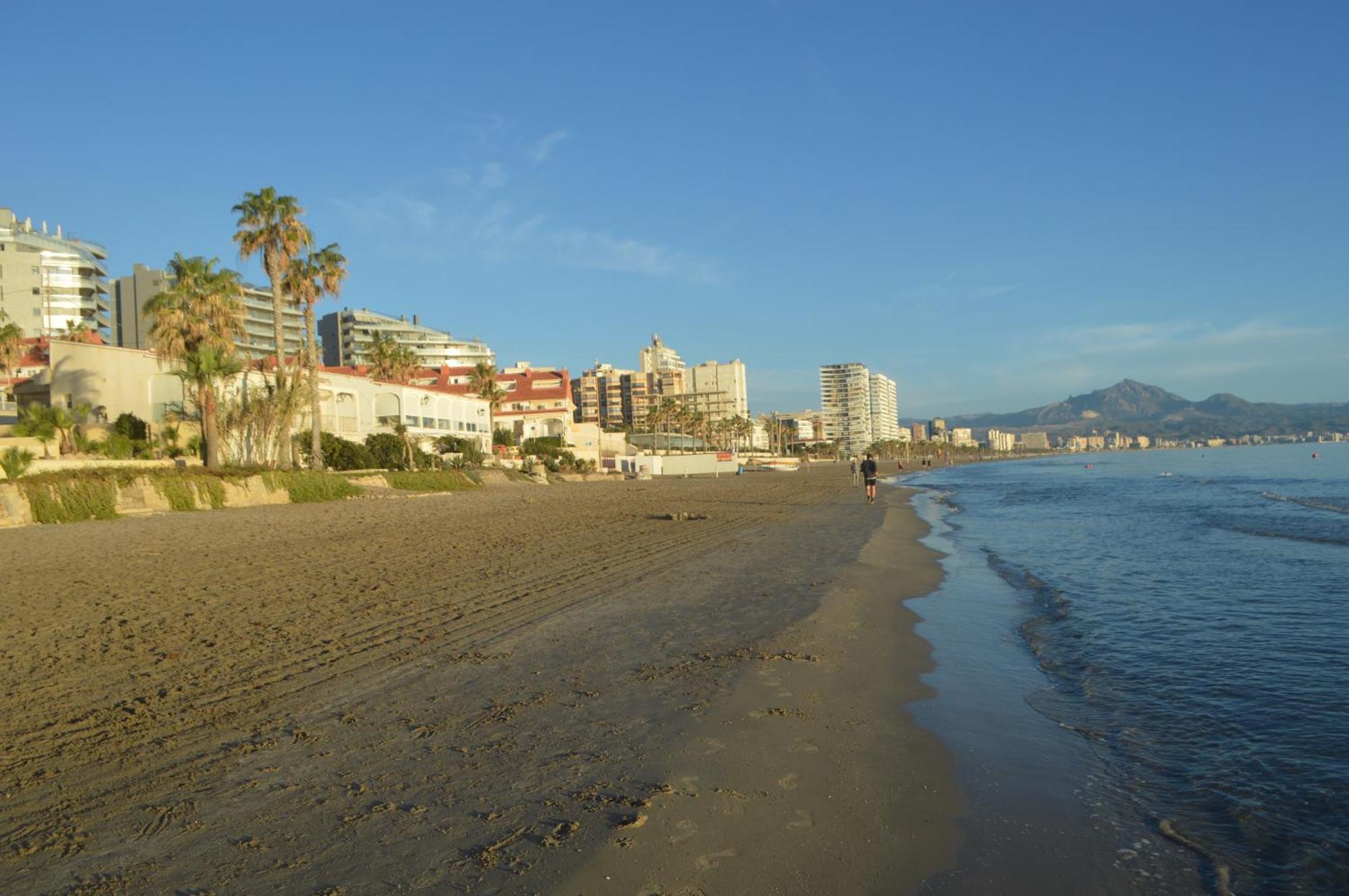 Espectacular Apartamento A Pie De Playa En Chalet Roquetes 阿利坎特 外观 照片