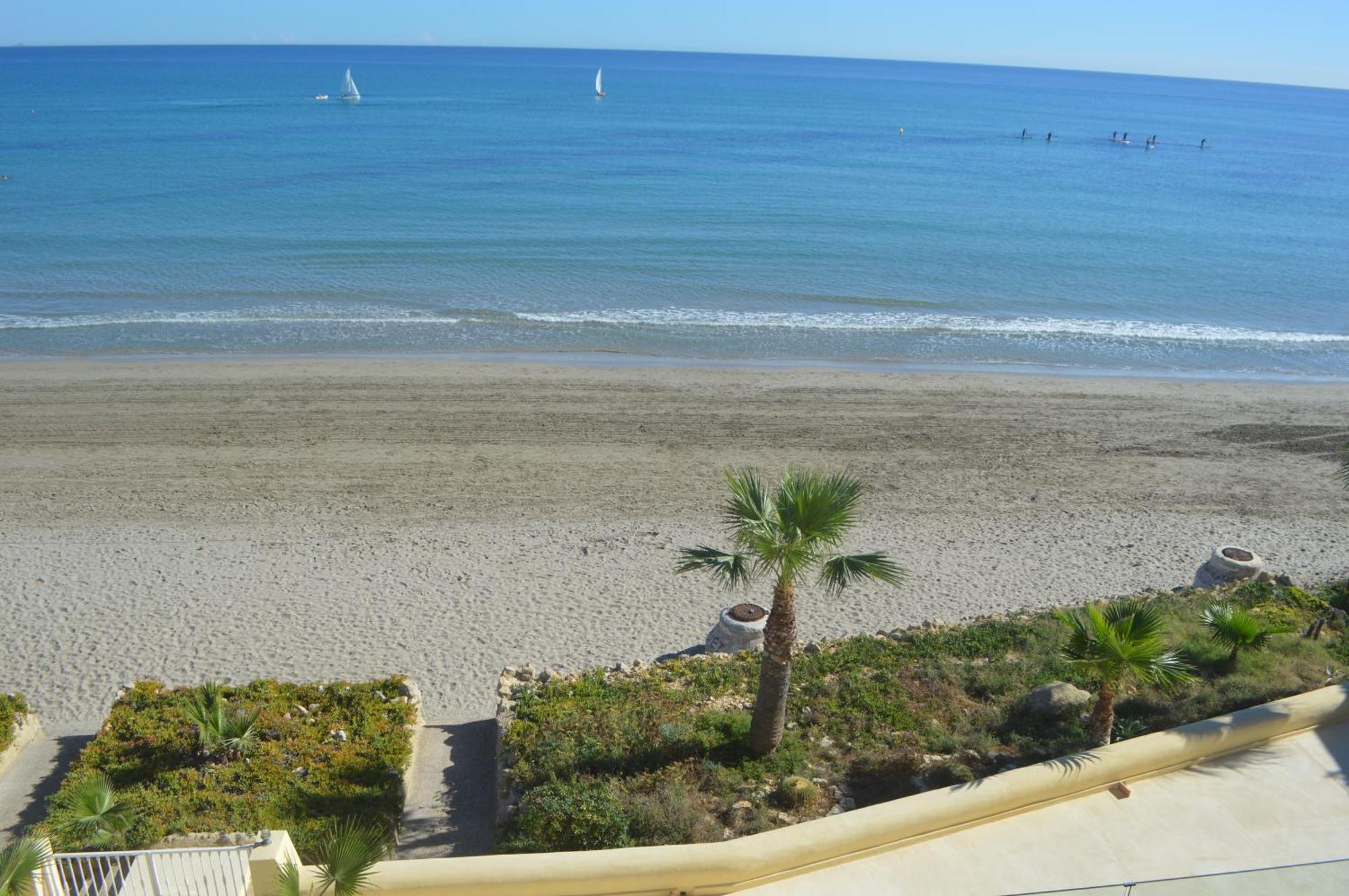 Espectacular Apartamento A Pie De Playa En Chalet Roquetes 阿利坎特 外观 照片