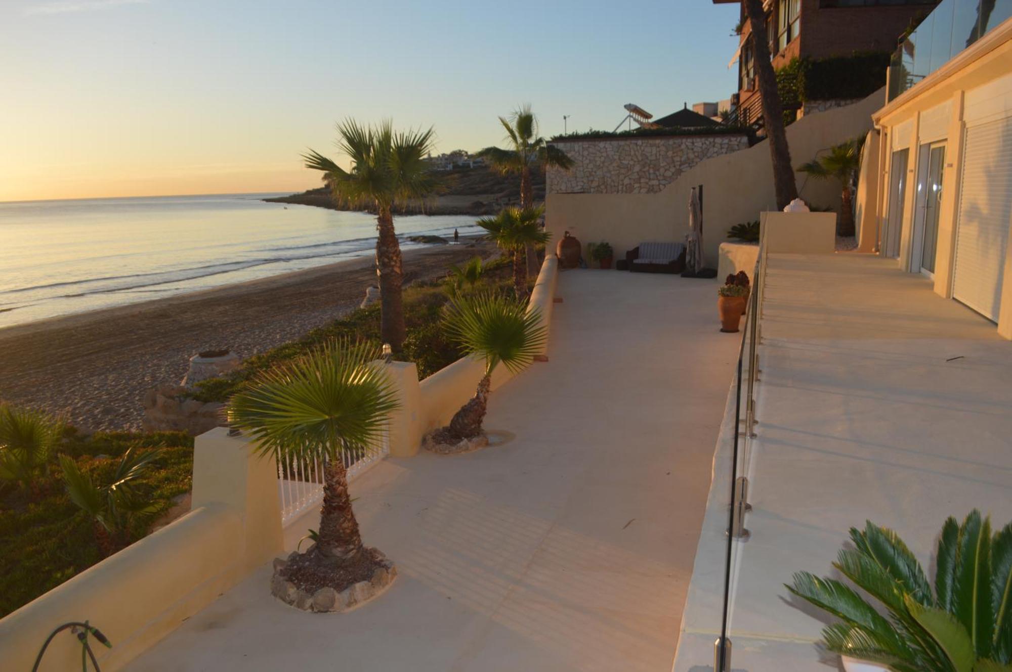 Espectacular Apartamento A Pie De Playa En Chalet Roquetes 阿利坎特 外观 照片