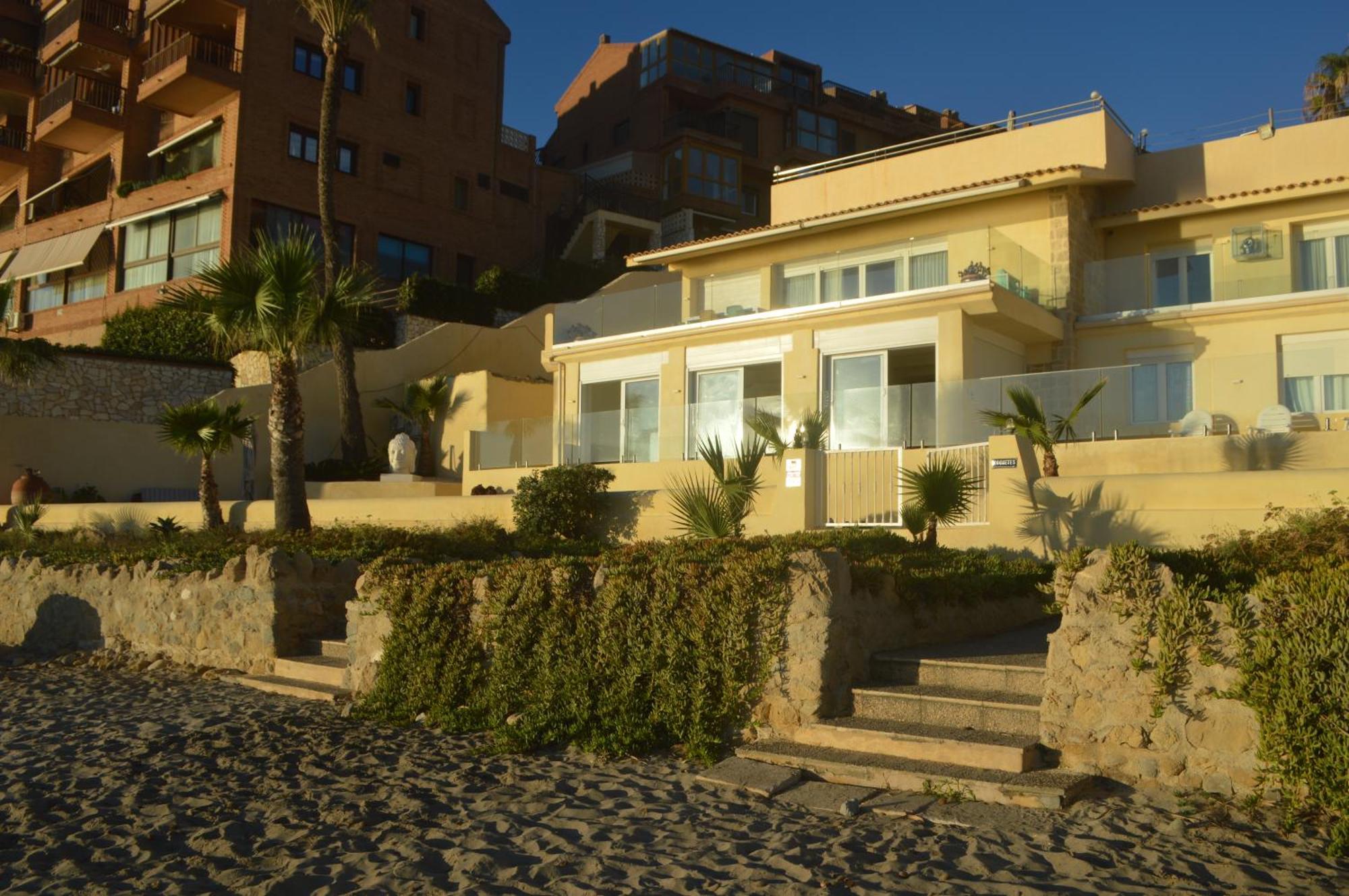 Espectacular Apartamento A Pie De Playa En Chalet Roquetes 阿利坎特 外观 照片